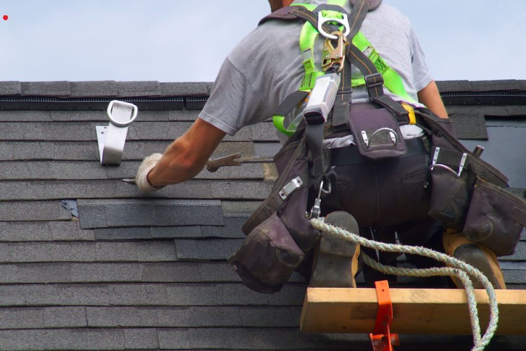 Roofing contractor Superior, WI